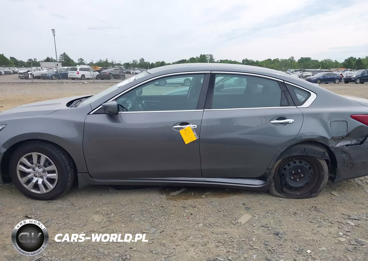 2018 Nissan Altima 2.5 S VIN:1N4AL3AP1JC102101 - 14