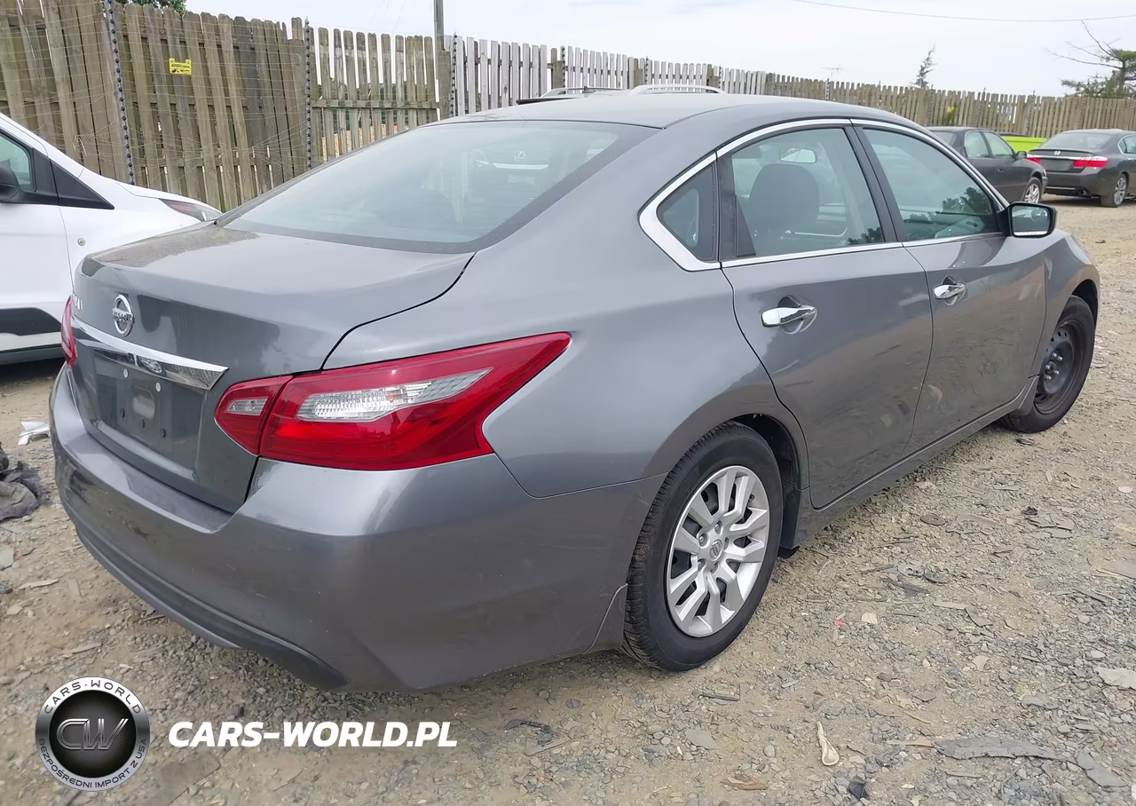 2018 Nissan Altima 2.5 S VIN:1N4AL3AP1JC102101 - 4