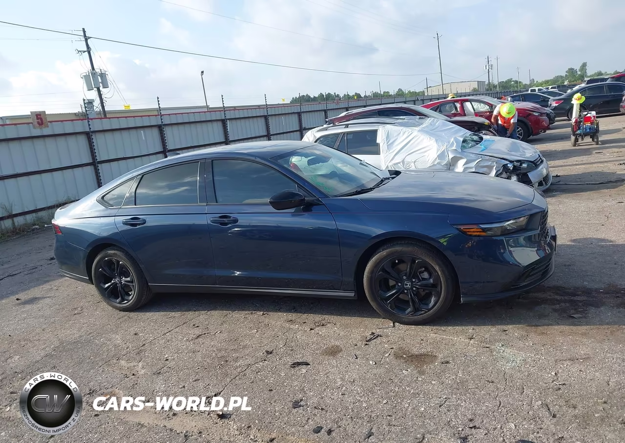 2025 Honda Accord Se VIN:1HGCY1F42SA068143 - 13