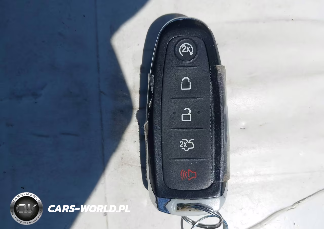 2015 Ford Escape Titanium VIN:1FMCU9JX6FUB06001 - 11