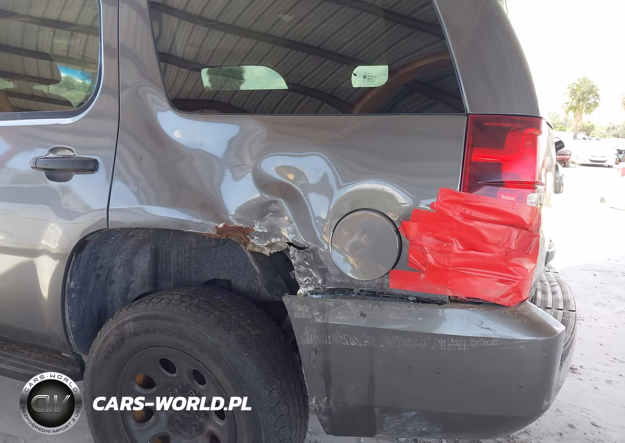 2010 Chevrolet Tahoe Special Services VIN:1GNUKAE01AR265394 - 13