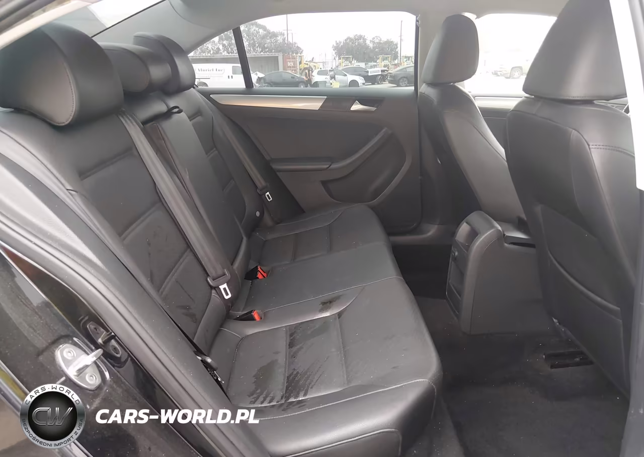 2018 Volkswagen Jetta 1.4T Se-1.4T Wolfsburg Edition VIN:3VWDB7AJ4JM225710 - 8