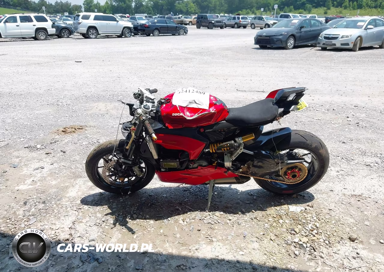 2021 Ducati Panigale V2 VIN:ZDMHAATW7MB002350 - 12