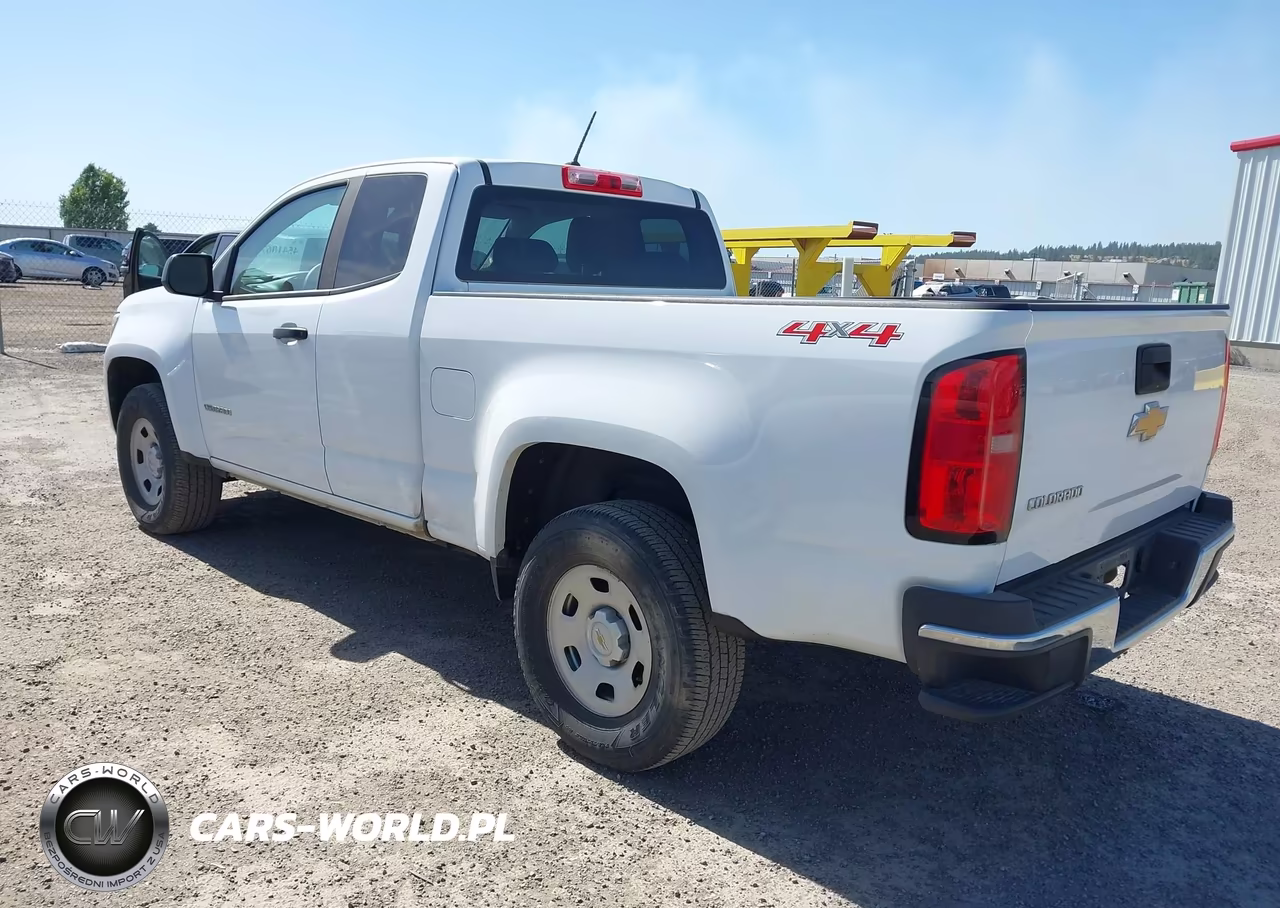 2018 Chevrolet Colorado 4Wd Work Truck VIN:1GCHTBEA9J1244135 - 3