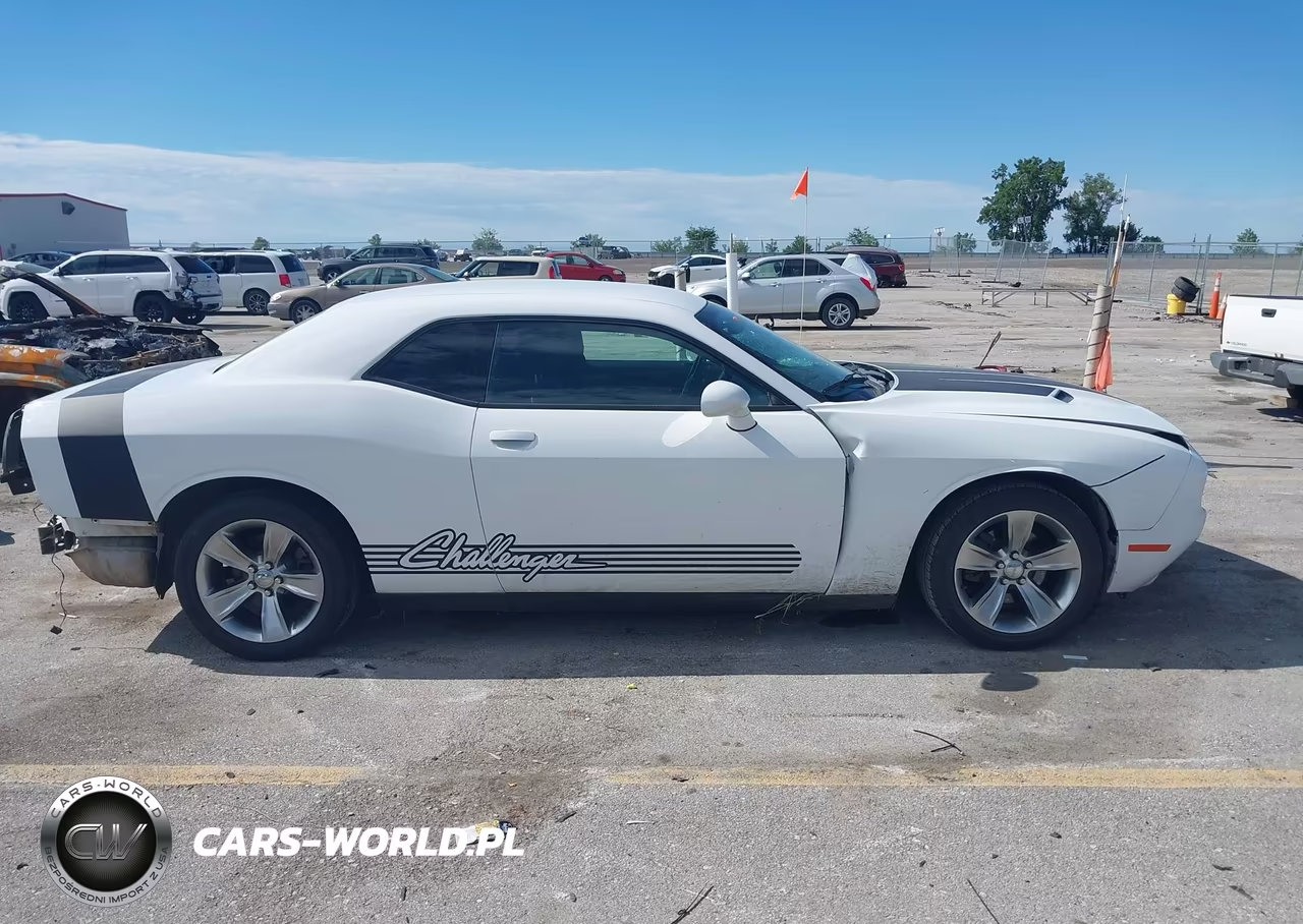 2017 Dodge Challenger Sxt VIN:2C3CDZAG6HH629288 - 14