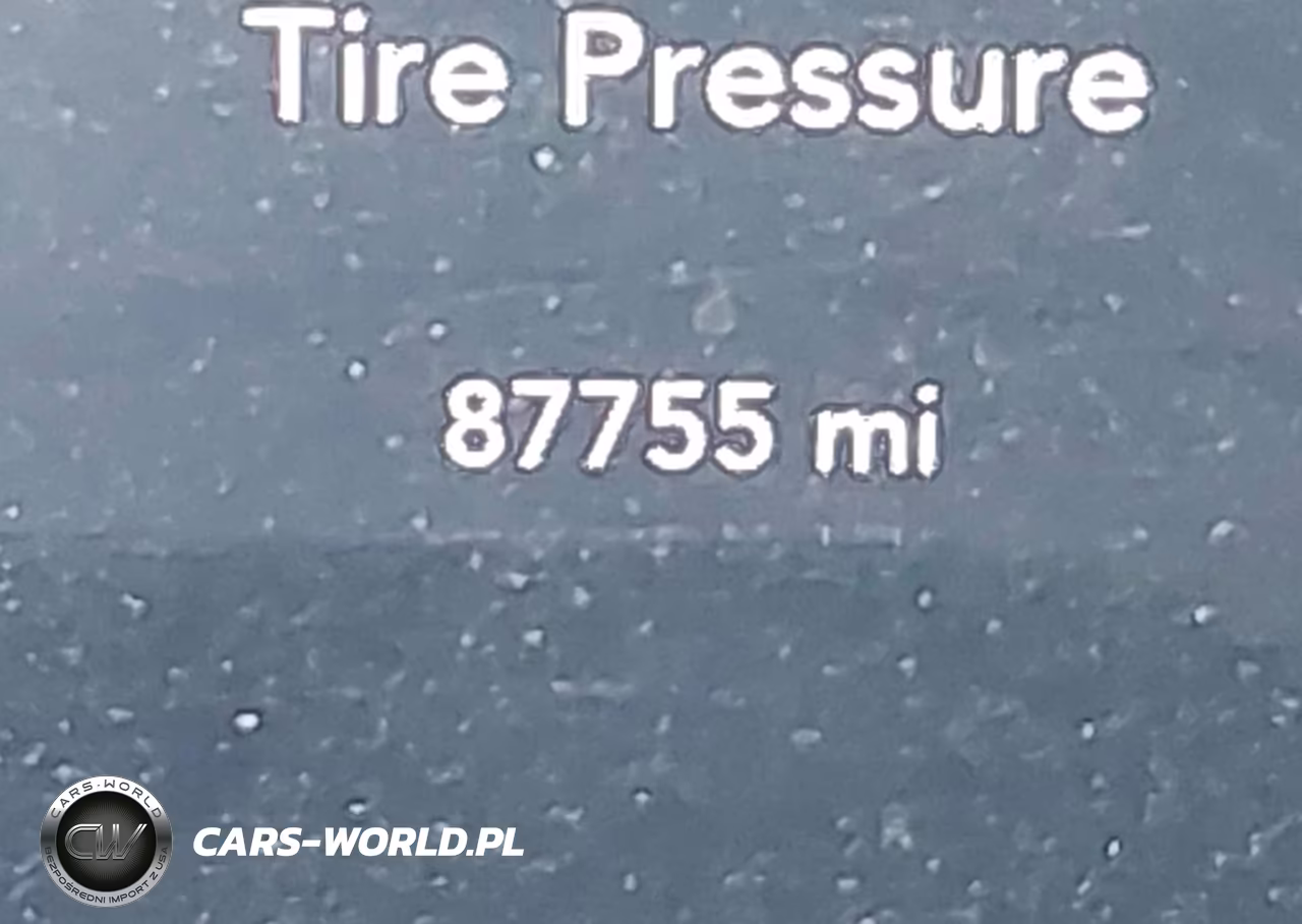 2017 Dodge Challenger Sxt VIN:2C3CDZAG6HH629288 - 16
