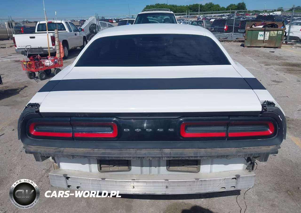 2017 Dodge Challenger Sxt VIN:2C3CDZAG6HH629288 - 17