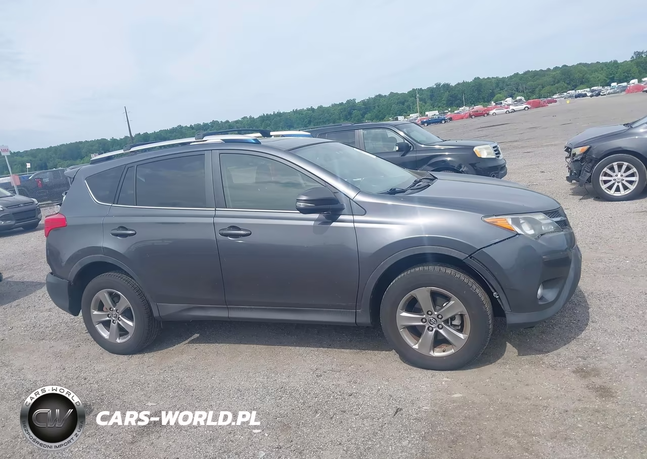 2015 Toyota Rav4 Xle VIN:JTMRFREV0FD153686 - 13