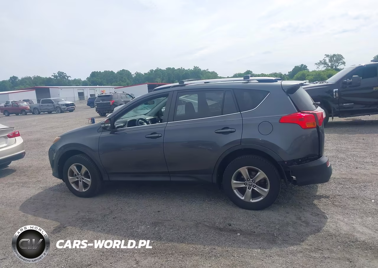 2015 Toyota Rav4 Xle VIN:JTMRFREV0FD153686 - 14