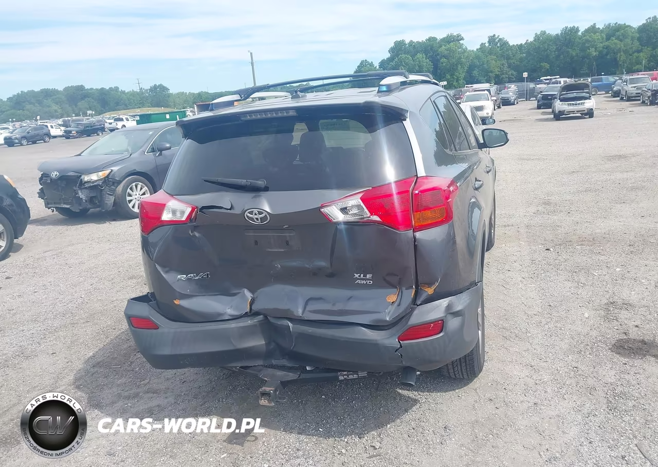2015 Toyota Rav4 Xle VIN:JTMRFREV0FD153686 - 16