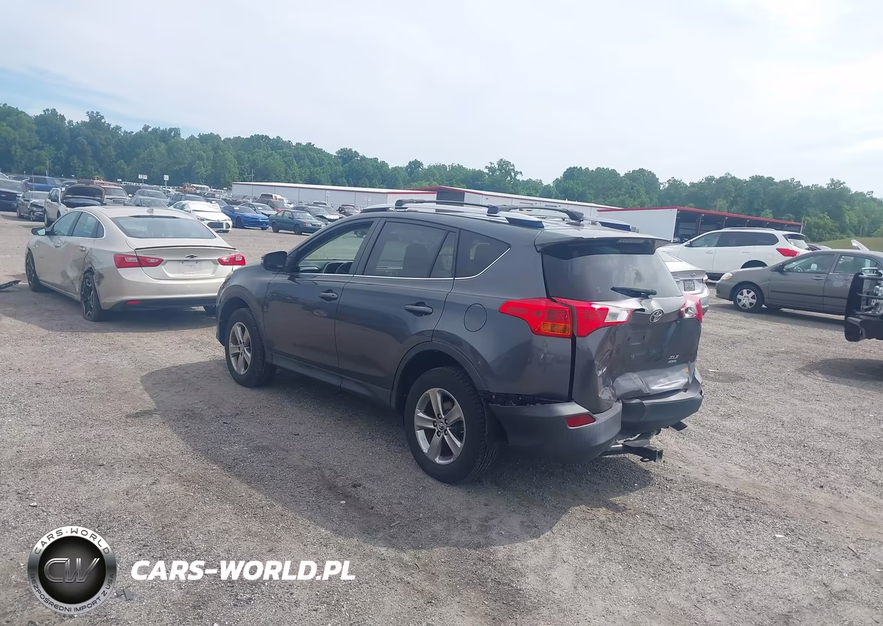 2015 Toyota Rav4 Xle VIN:JTMRFREV0FD153686 - 3