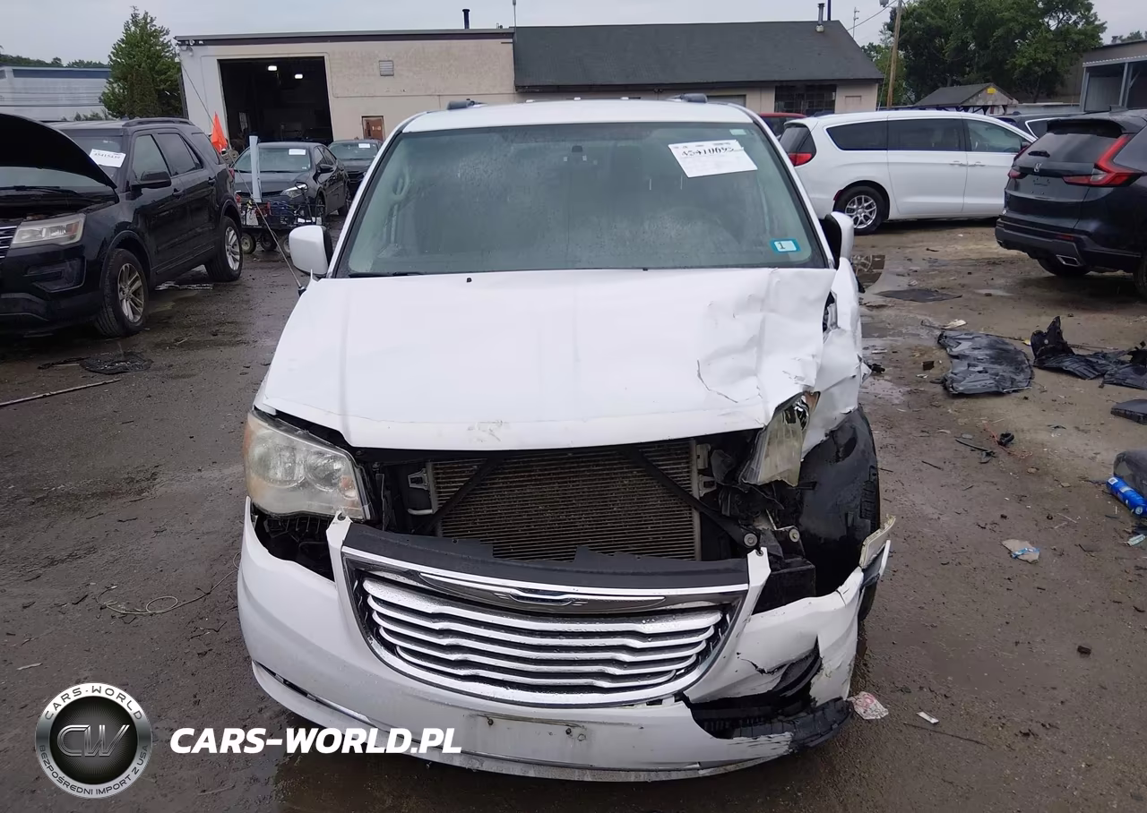 2014 Chrysler Town & Country Touring VIN:2C4RC1BGXER132100 - 12