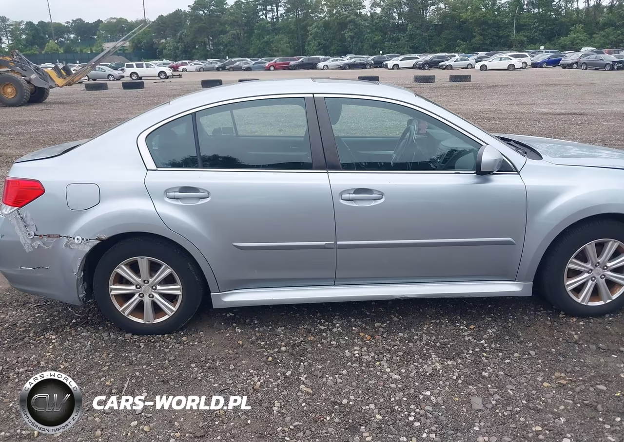 2012 Subaru Legacy 2.5I Premium VIN:4S3BMBG64C3033086 - 13