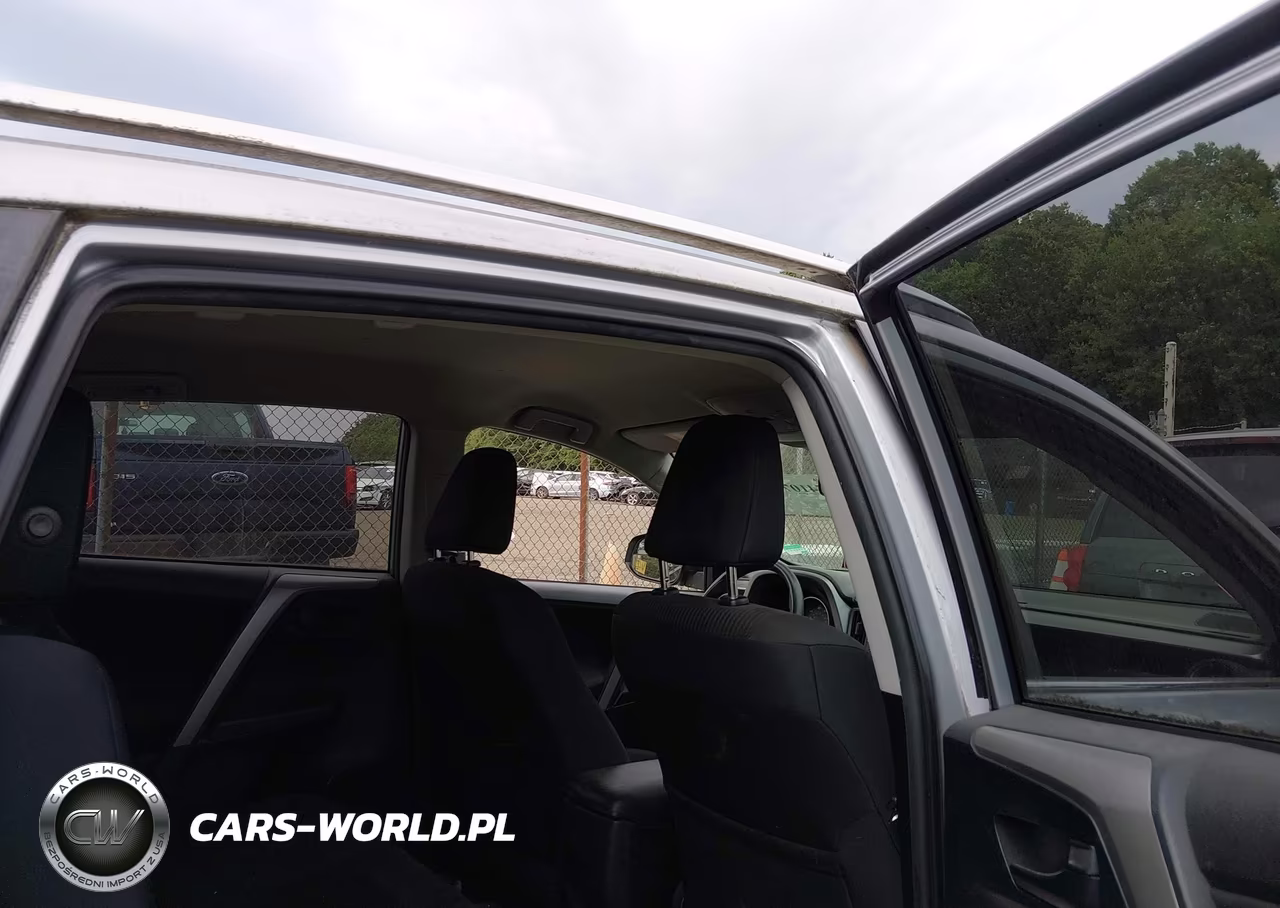 2016 Toyota Rav4 Le VIN:2T3BFREV9GW420264 - 8