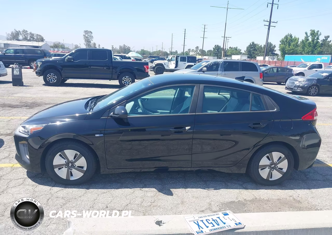 2020 Hyundai Ioniq Hybrid Blue VIN:KMHC65LC6LU218709 - 15