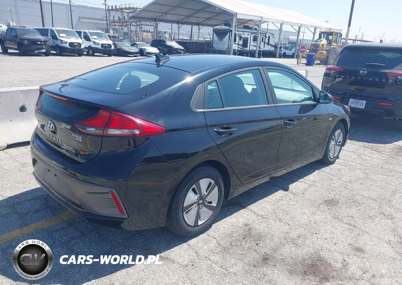2020 Hyundai Ioniq Hybrid Blue VIN:KMHC65LC6LU218709 - 4