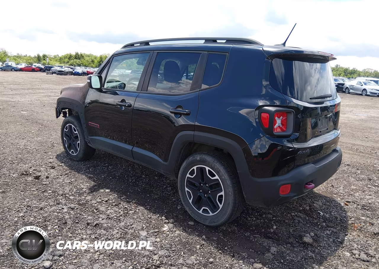 2017 Jeep Renegade Trailhawk 4X4 VIN:ZACCJBCB3HPF51757 - 3