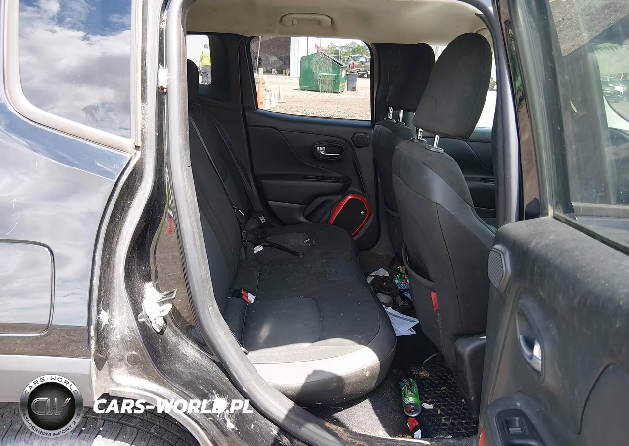 2017 Jeep Renegade Trailhawk 4X4 VIN:ZACCJBCB3HPF51757 - 8