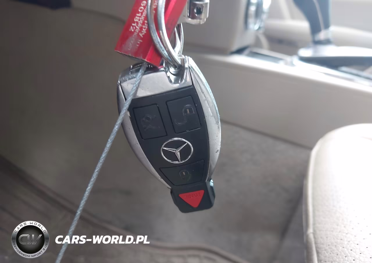 2012 Mercedes-Benz C 250 Luxury VIN:WDDGF4HBXCR214168 - 11