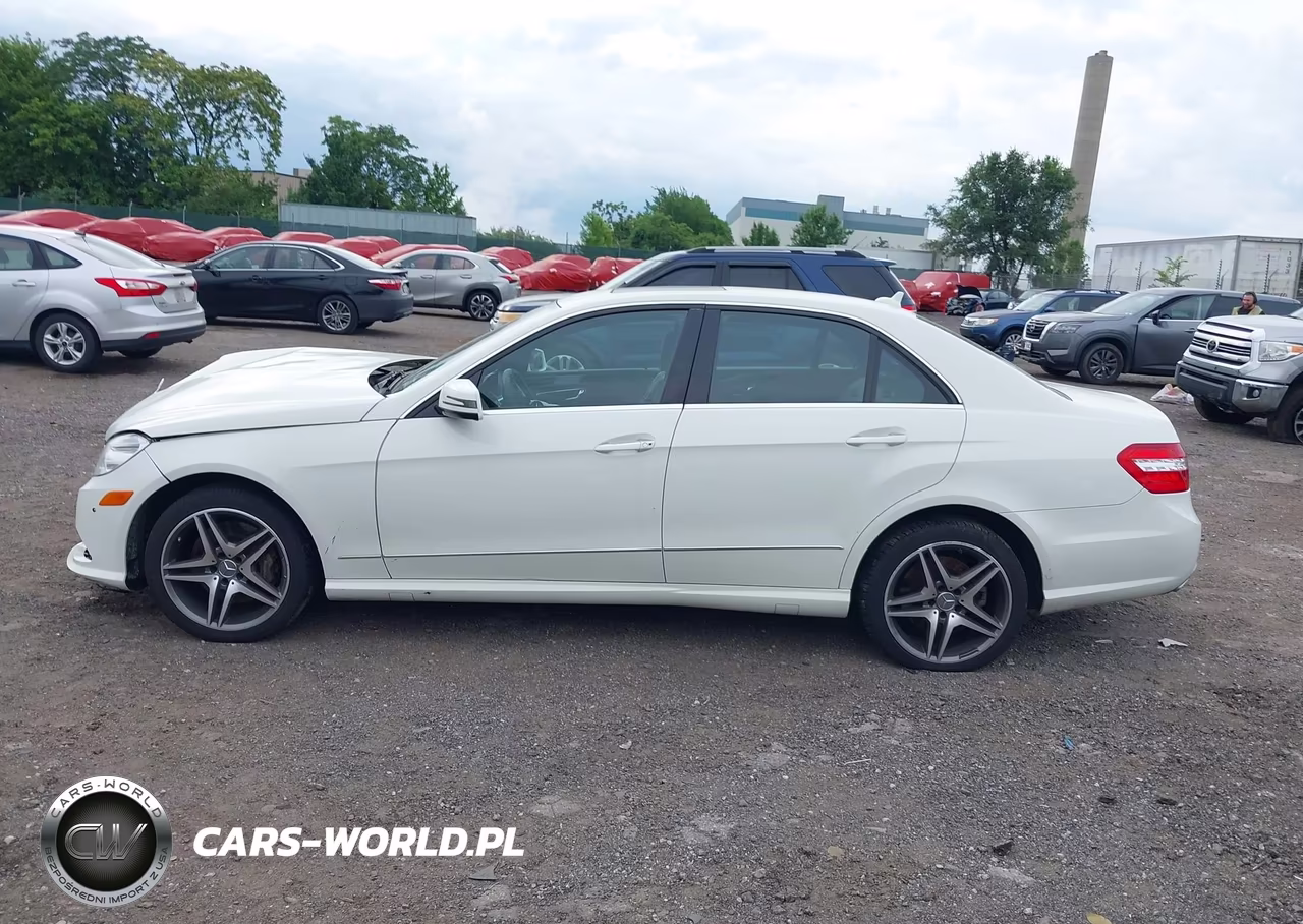 2011 Mercedes-Benz E 550 4Matic VIN:WDDHF9AB9BA440842 - 14