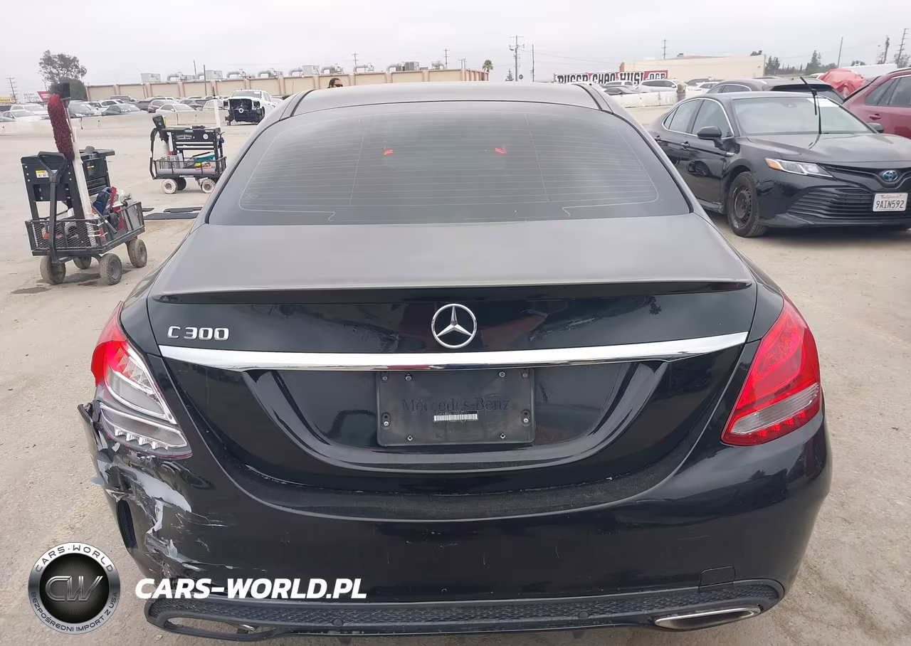 2016 Mercedes-Benz C 300 Sport VIN:55SWF4JB0GU159353 - 16