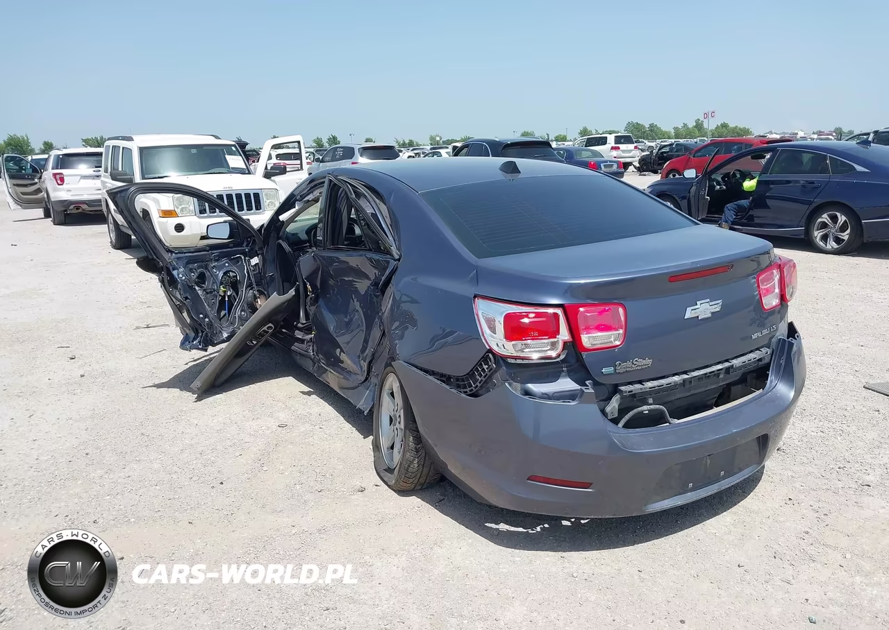 2014 Chevrolet Malibu 1Ls VIN:1G11B5SL4EF251233 - 3