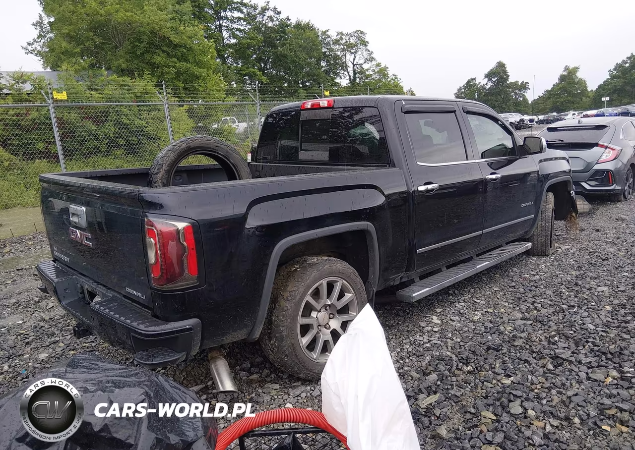 2018 GMC Sierra 1500 Denali VIN:3GTU2PEC2JG621289 - 4