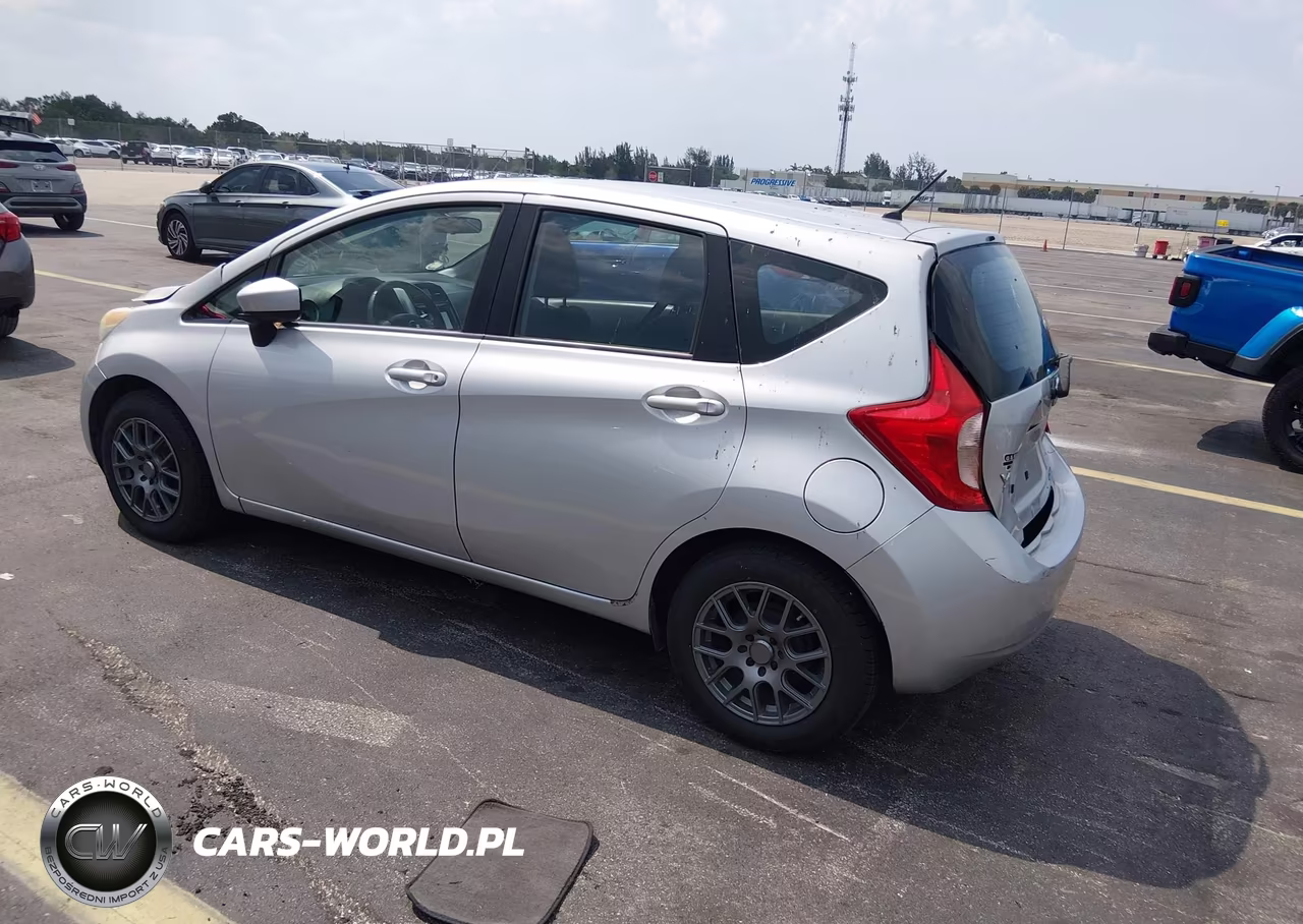 2015 Nissan Versa Note S (Sr)-S Plus-Sl-Sr-Sv VIN:3N1CE2CP3FL417355 - 3