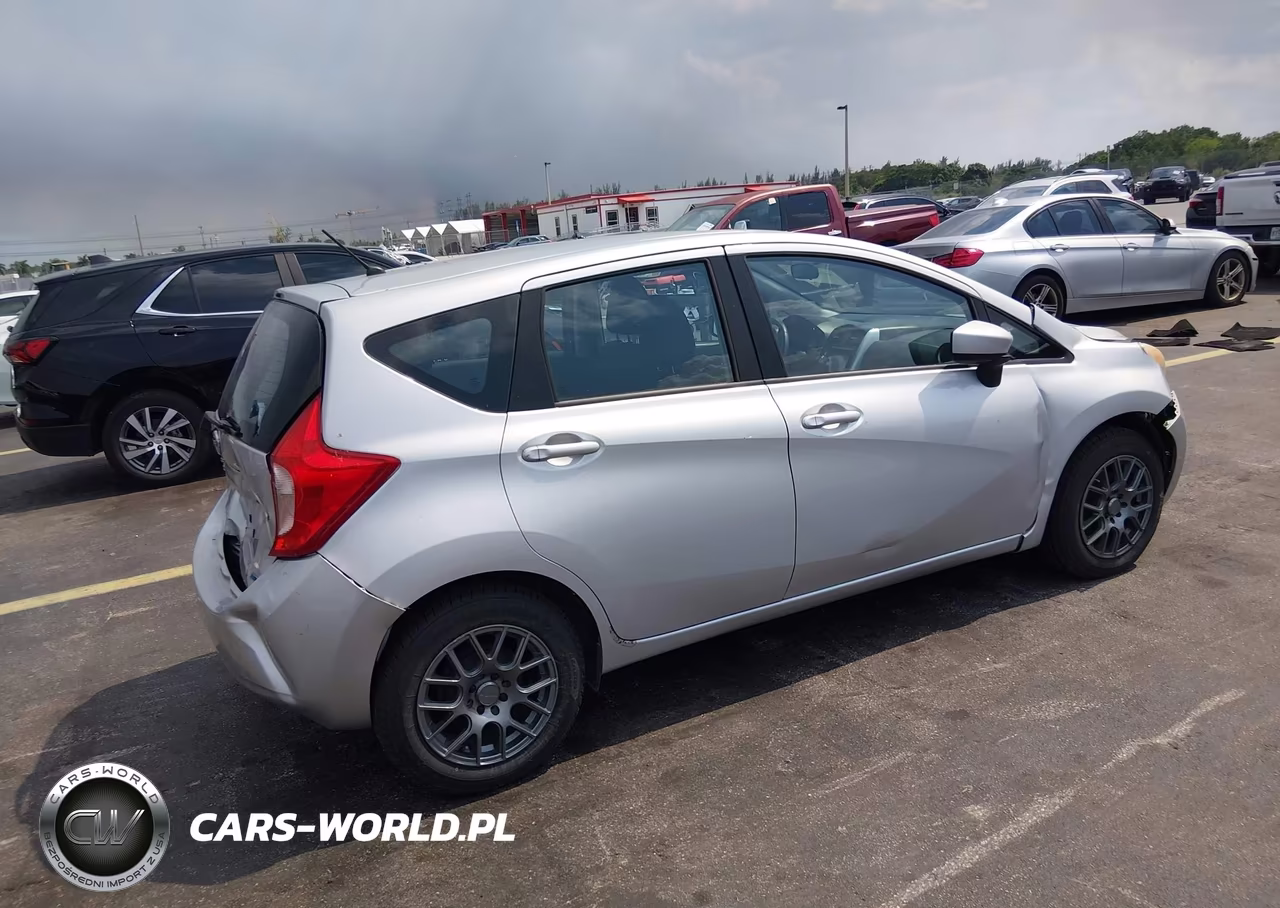 2015 Nissan Versa Note S (Sr)-S Plus-Sl-Sr-Sv VIN:3N1CE2CP3FL417355 - 4