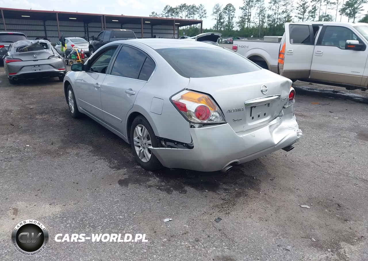 2011 Nissan Altima 2.5 S VIN:1N4AL2AP3BN457884 - 3