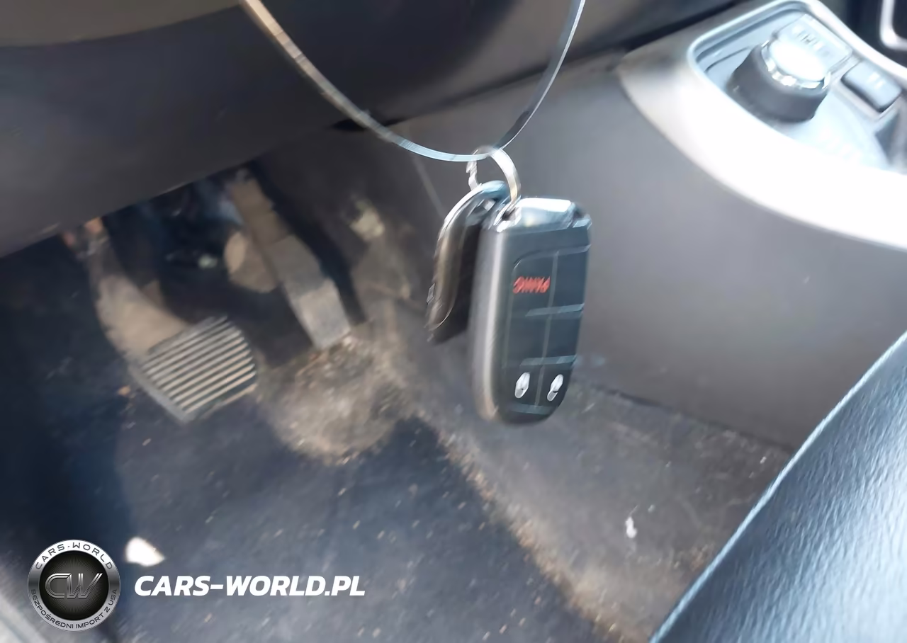 2018 Jeep Compass Latitude 4X4 VIN:3C4NJDBB6JT408726 - 11