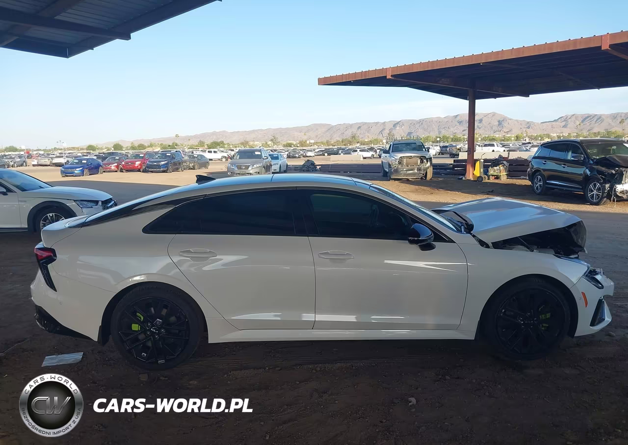 2026 Kia K5 Gt VIN:KNAG44J84T5432089 - 12