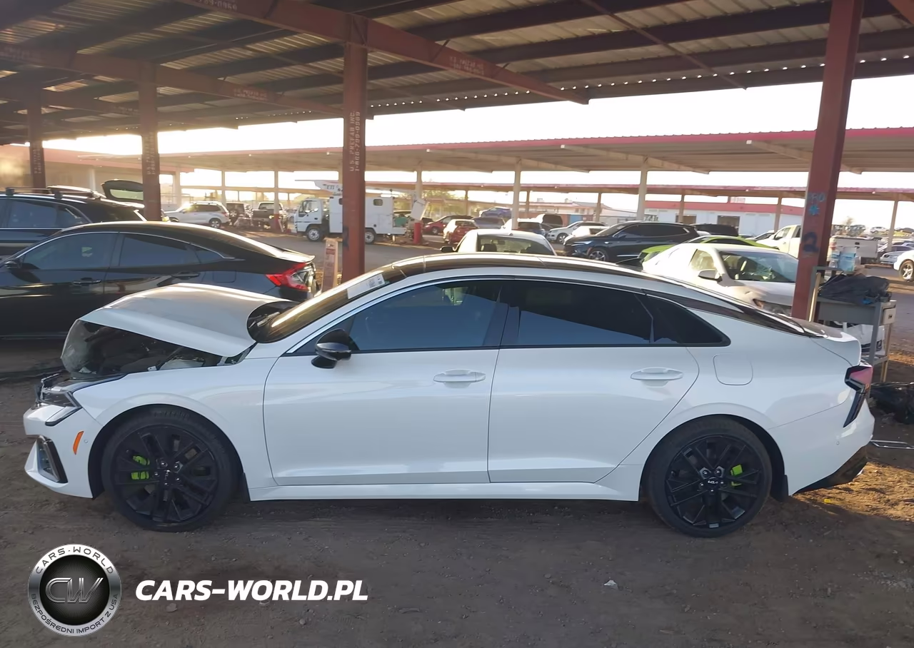 2026 Kia K5 Gt VIN:KNAG44J84T5432089 - 13