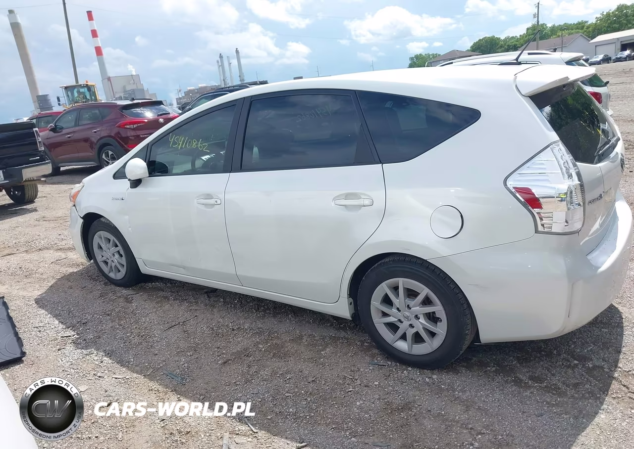 2014 Toyota Prius V Three VIN:JTDZN3EU2EJ014814 - 14