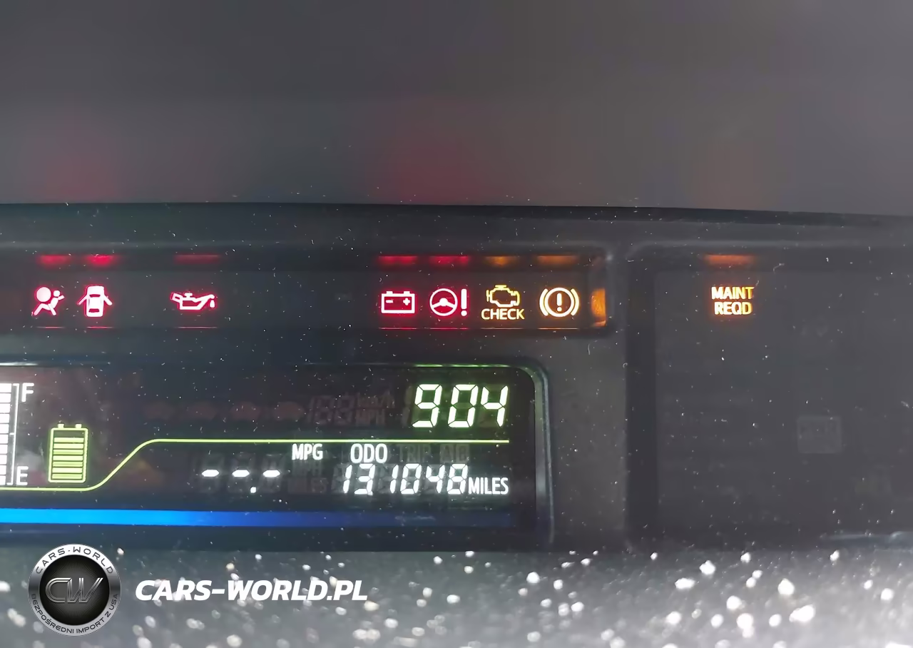 2014 Toyota Prius V Three VIN:JTDZN3EU2EJ014814 - 15