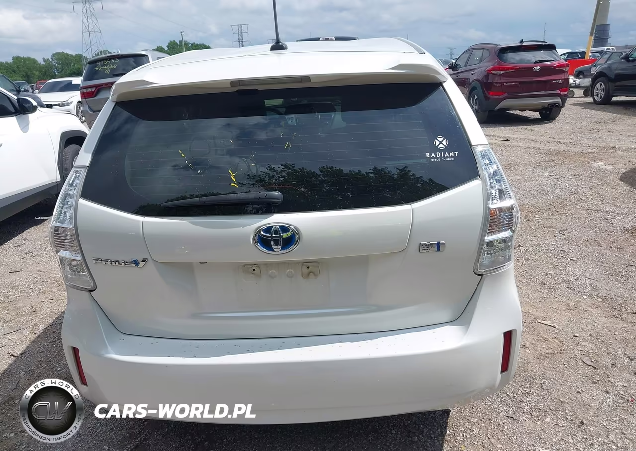 2014 Toyota Prius V Three VIN:JTDZN3EU2EJ014814 - 16