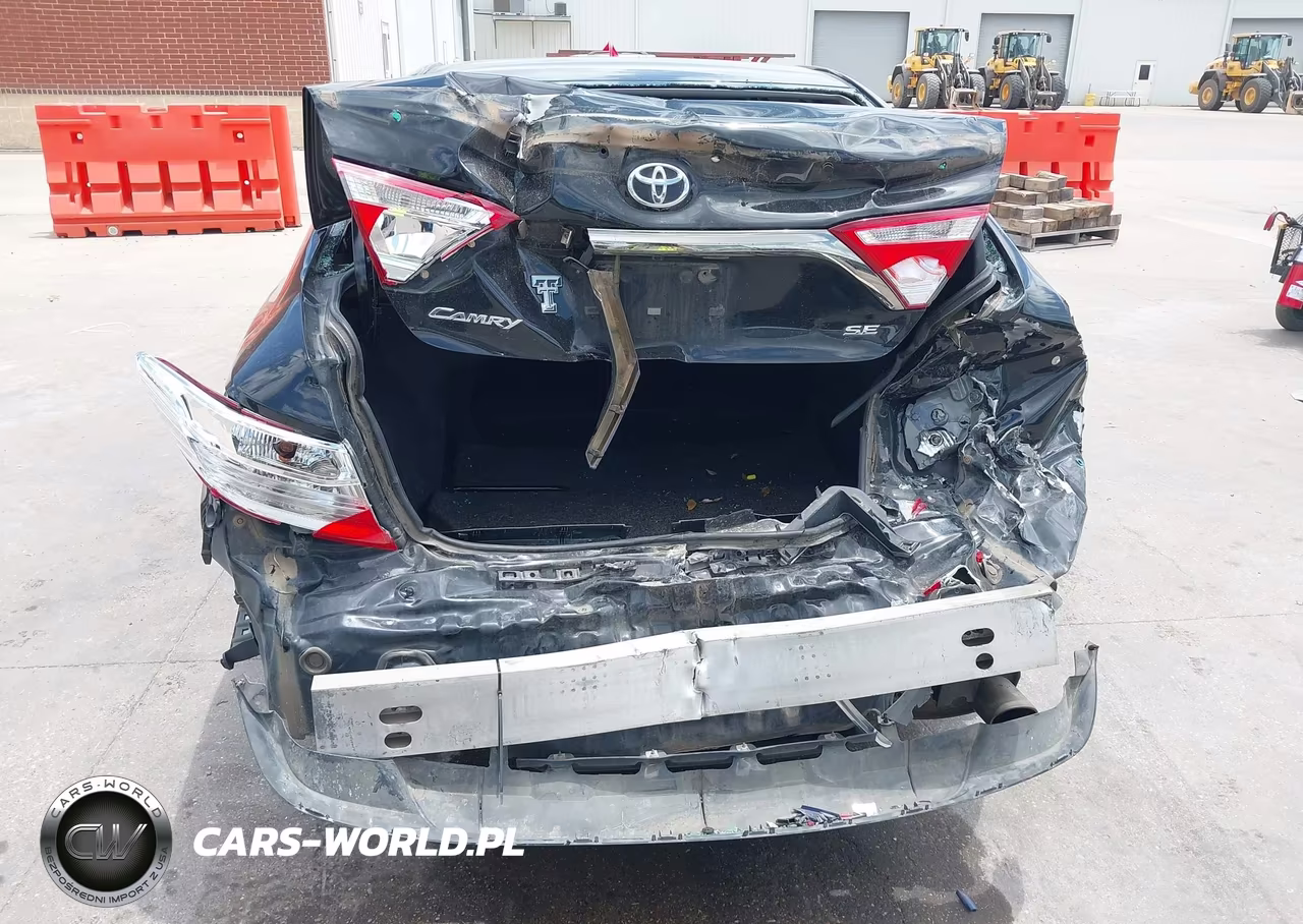 2016 Toyota Camry Se VIN:4T1BF1FK6GU539887 - 17