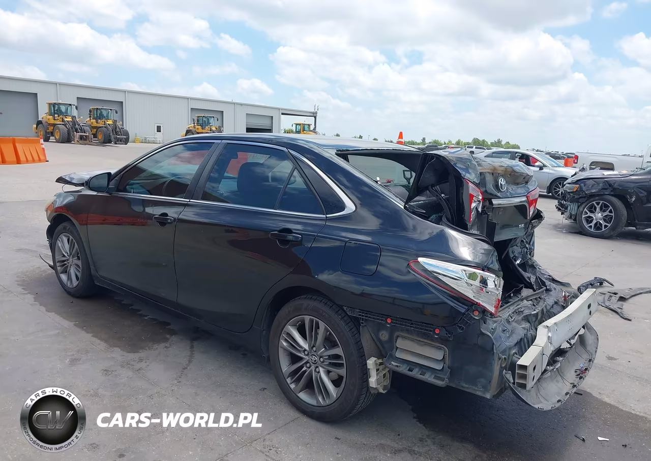 2016 Toyota Camry Se VIN:4T1BF1FK6GU539887 - 3