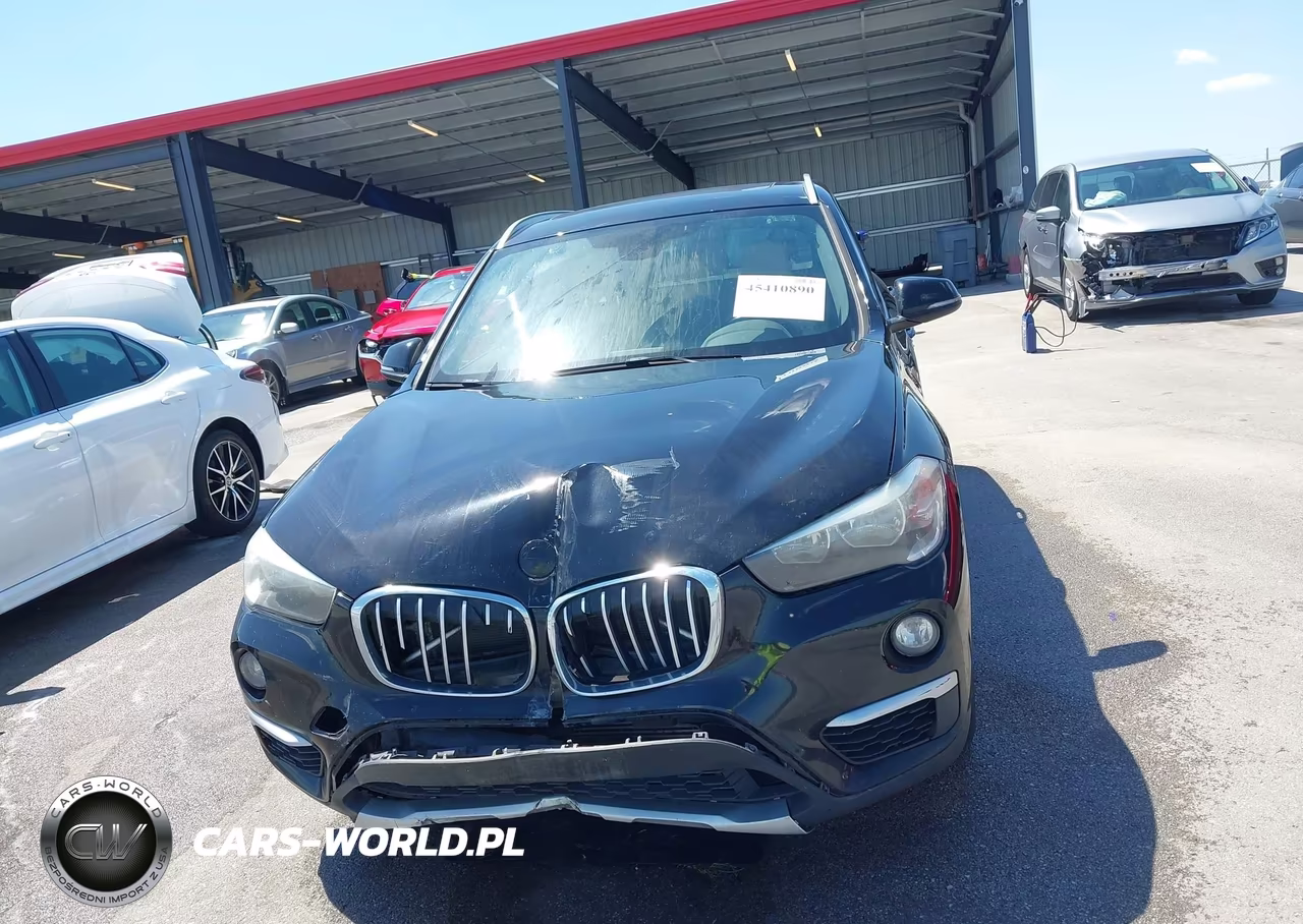 2018 BMW X1 xDrive28I VIN:WBXHT3C35J5K30979 - 12