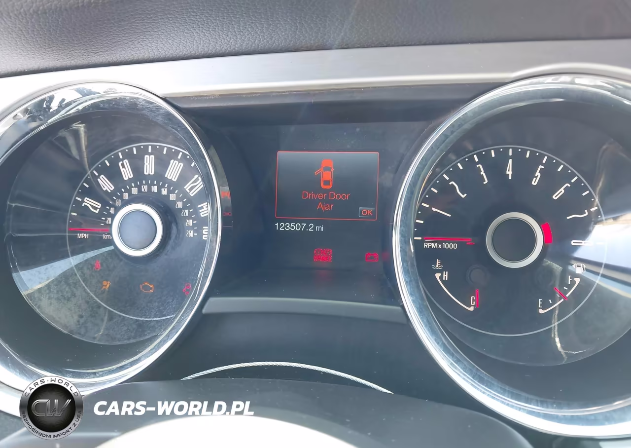 2014 Ford Mustang V6-V6 Premium VIN:1ZVBP8EM8E5328515 - 7