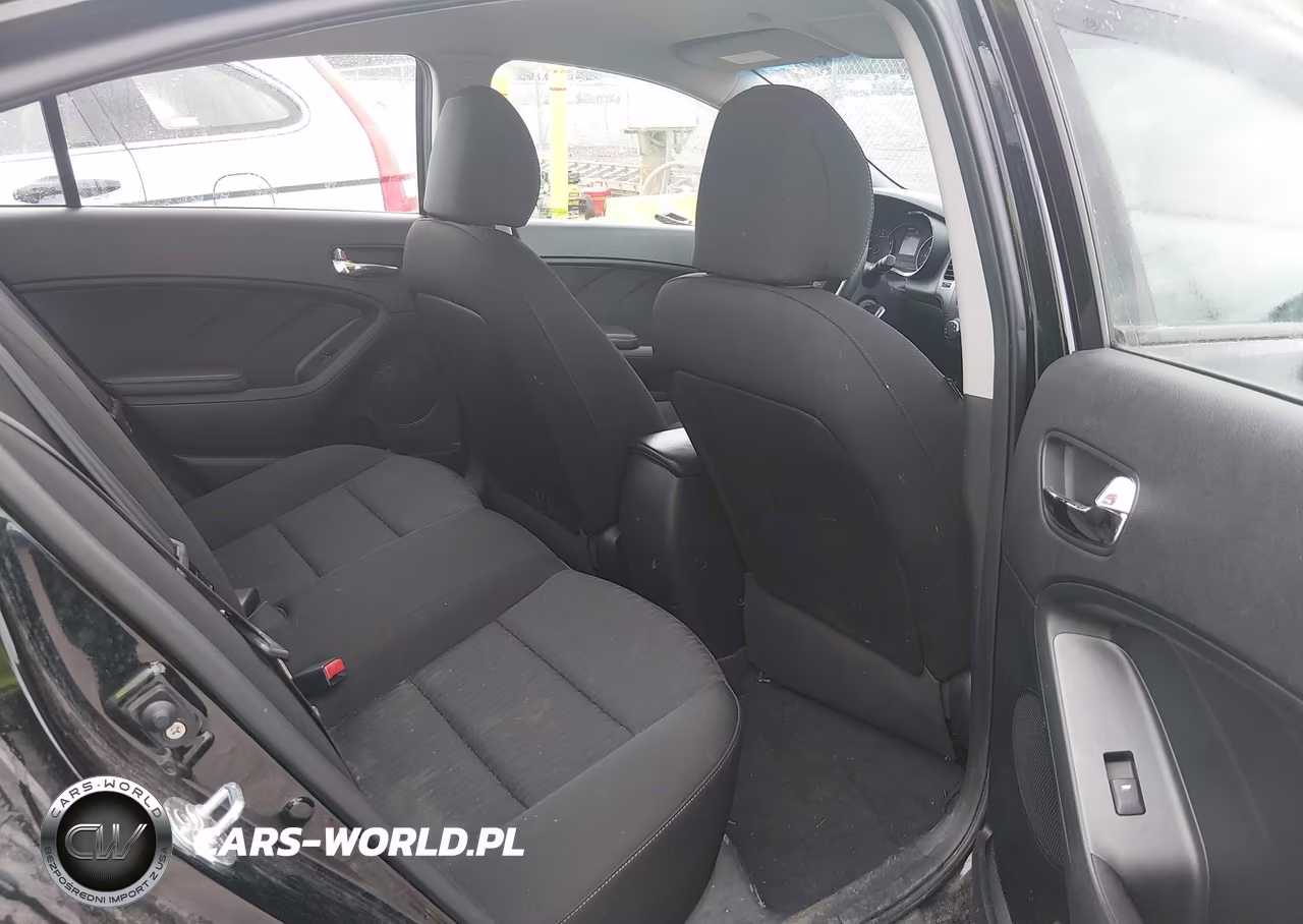 2016 Kia Forte Lx VIN:KNAFK4A62G5584300 - 8