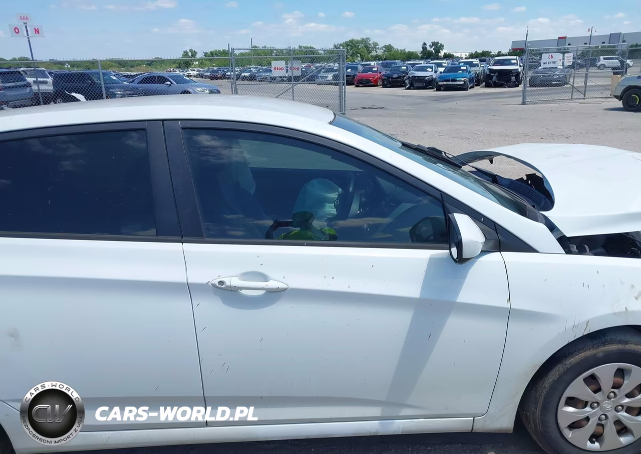 2015 Hyundai Accent Gs VIN:KMHCT5AE3FU217793 - 12
