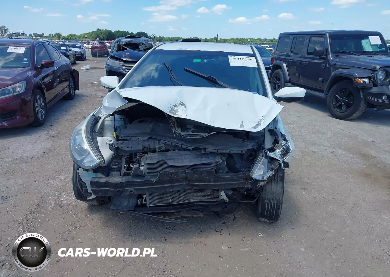 2015 Hyundai Accent Gs VIN:KMHCT5AE3FU217793 - 6