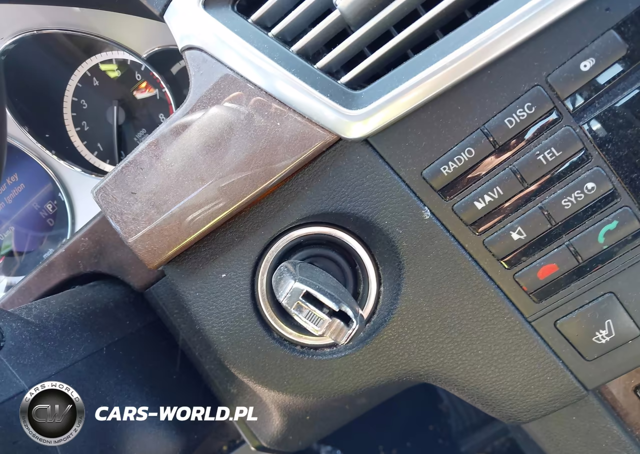 2013 Mercedes-Benz E 350 4Matic VIN:WDDHF8JBXDA730424 - 11