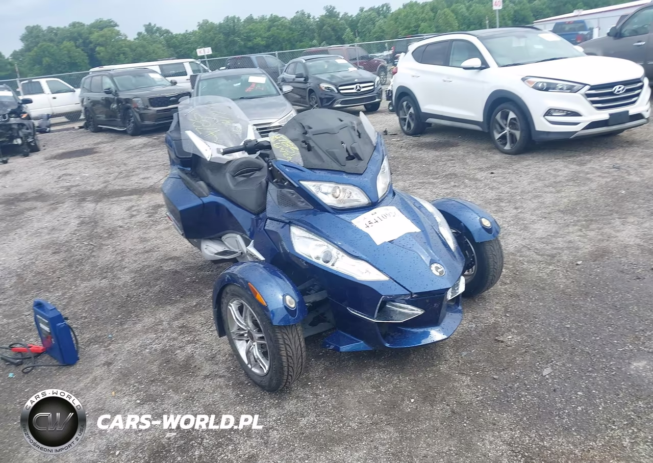 2011 Can-Am Spyder Roadster Rt