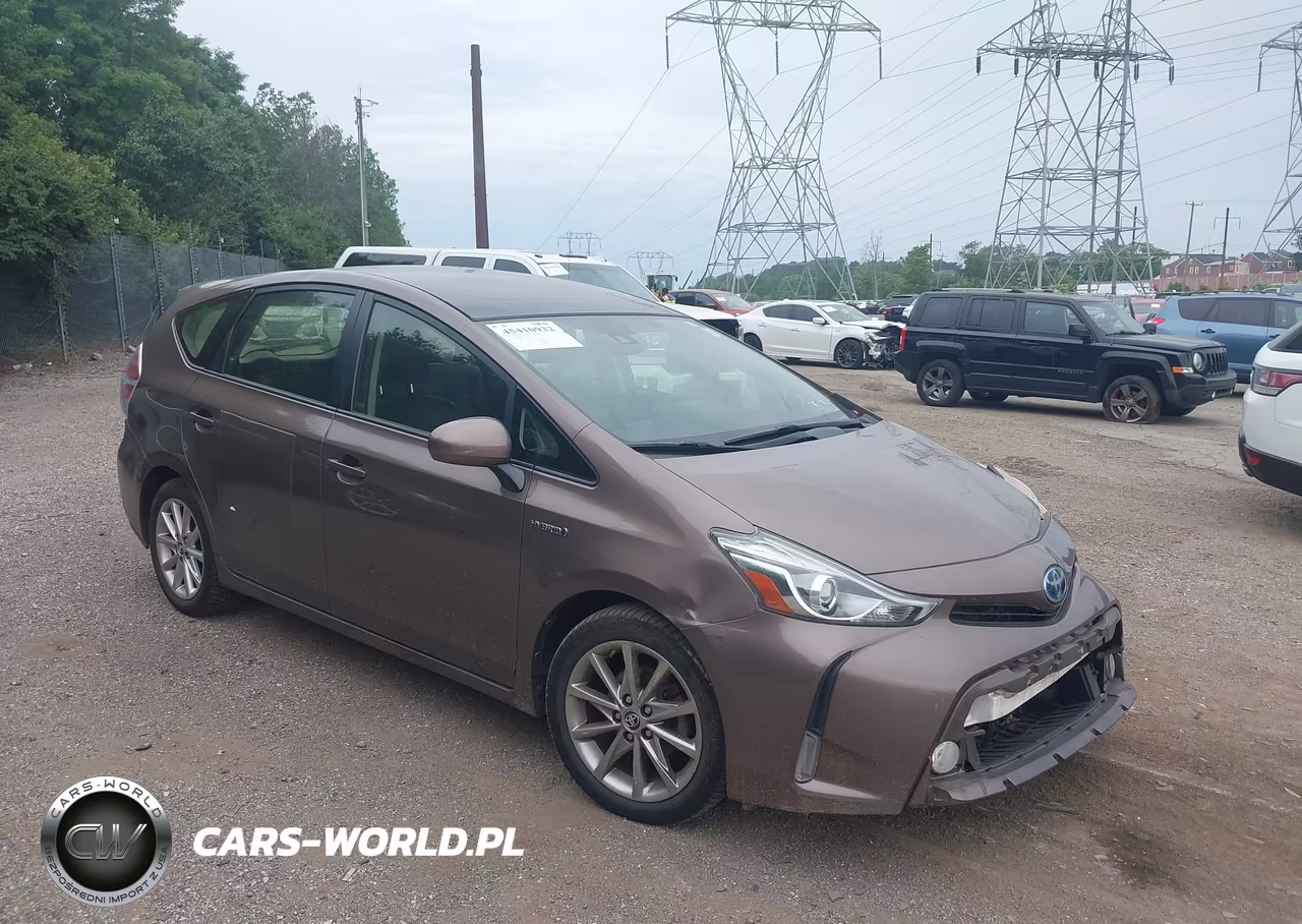 2016 Toyota Prius V Five – zdjęcie 1 z 16