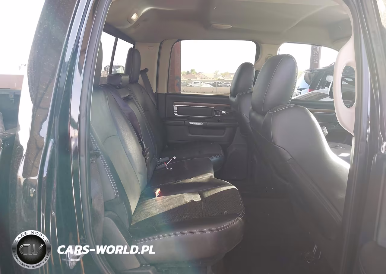 2017 Ram 2500 Limited 4X2 6'4 Box VIN:3C6UR4FL0HG744163 - 8