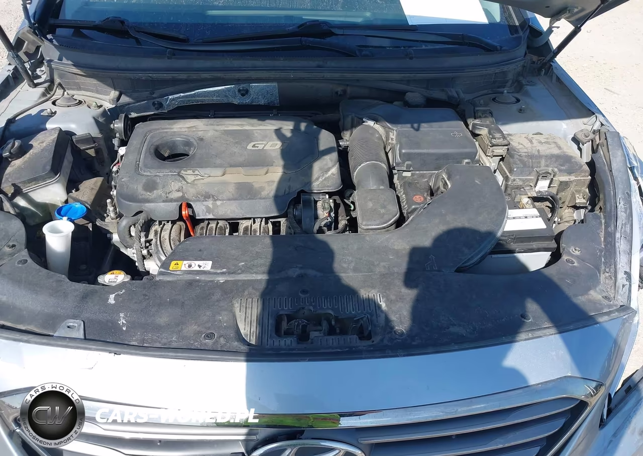 2015 Hyundai Sonata Limited VIN:5NPE34AF5FH096632 - 10