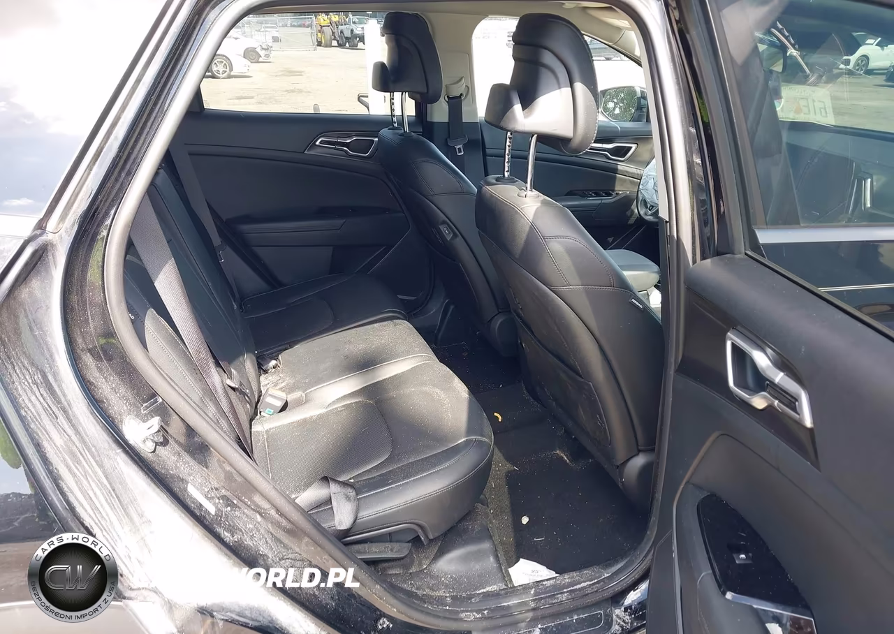 2025 Kia Sportage Ex VIN:5XYK33DF9SG283768 - 8