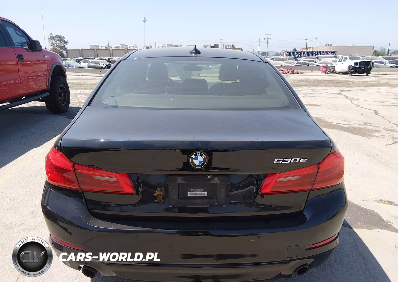 2018 BMW 530E Iperformance VIN:WBAJA9C57JB252232 - 17